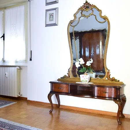 Il Balcone Di Giulietta Verona